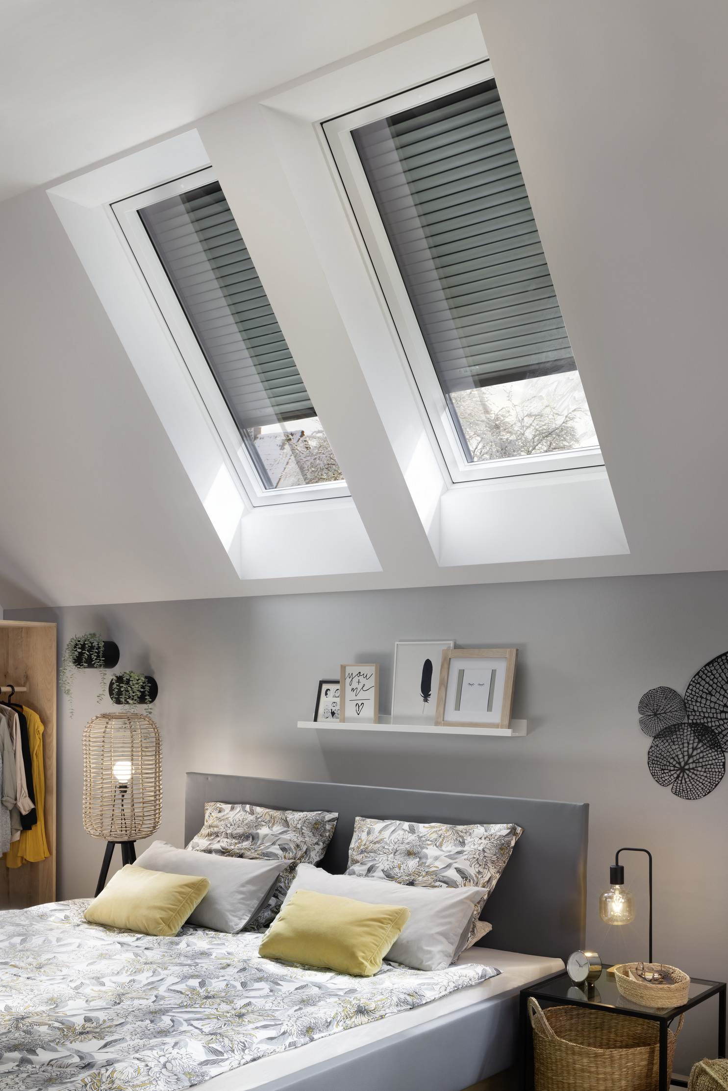 Fenster, Dachfenster, Bett, Mobiliar, Inneneinrichtung